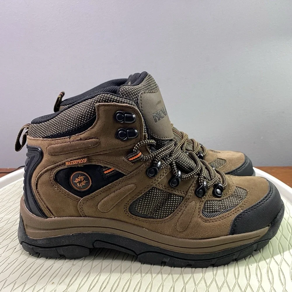 Nevados Mens Klondike Waterproof Hiking Ankle‎ Boots Brown &Black Sz.8.5 NWB